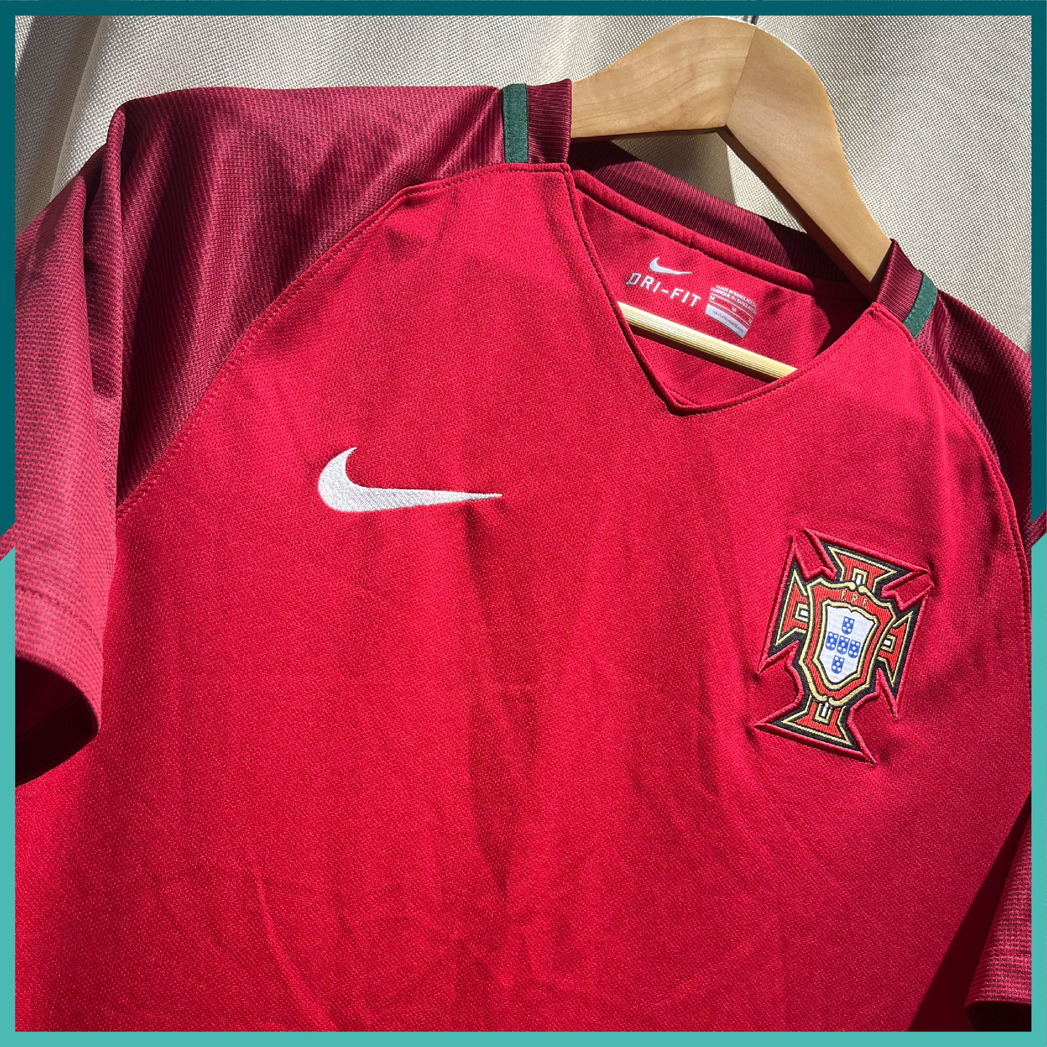 2016-17 葡萄牙主場球衣 - Image 3